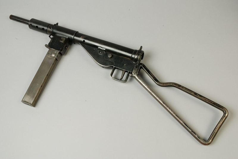 STEN Mk II with magazine well rotated down
