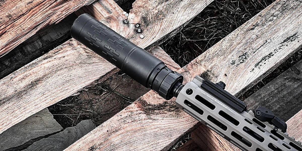 SilencerCo Velos LBP mounted to a .300 Blackout rifle