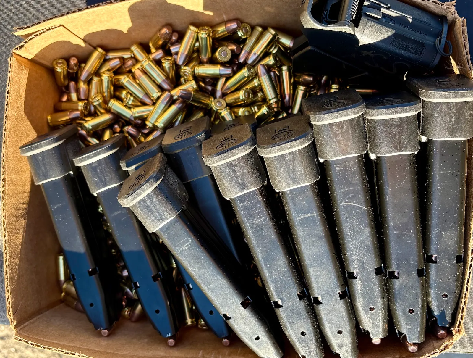 Sig P320 magazines with ammo during P385 Sig Next event